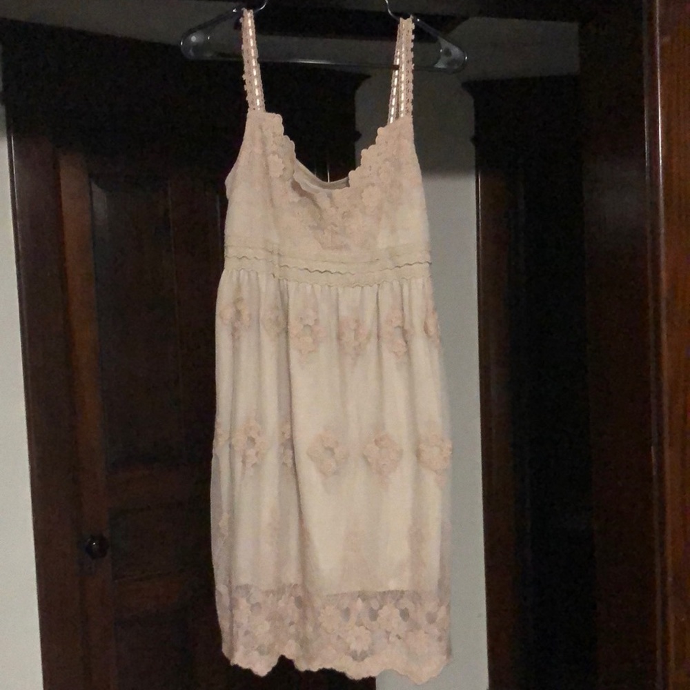 O2 Collection tan dress - Picture 5 of 5